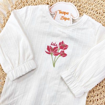 Conj. Body com Flores Bodadas e Calça com Babadinho - Cereja e Off White